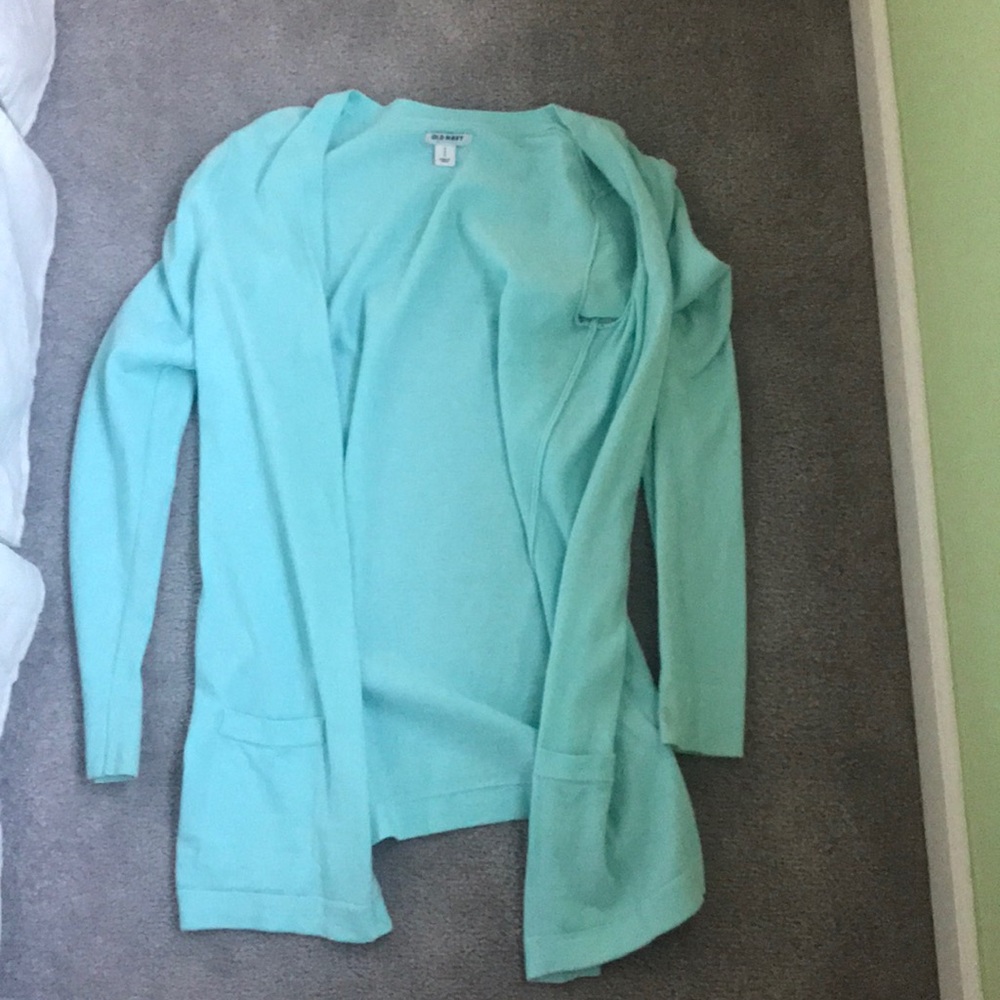 LIGHT BLUE CARDIGAN